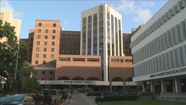 Brett Gardner visits MUSC Children's Hospital