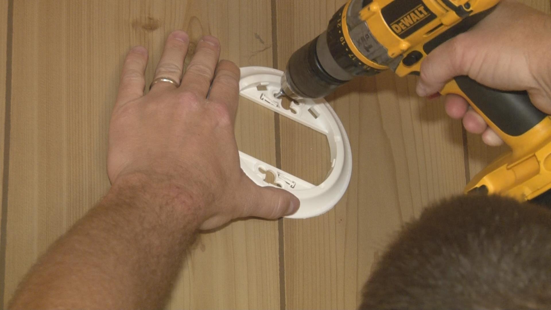 Grant Helping Fire Department Give Out Smoke Detectors