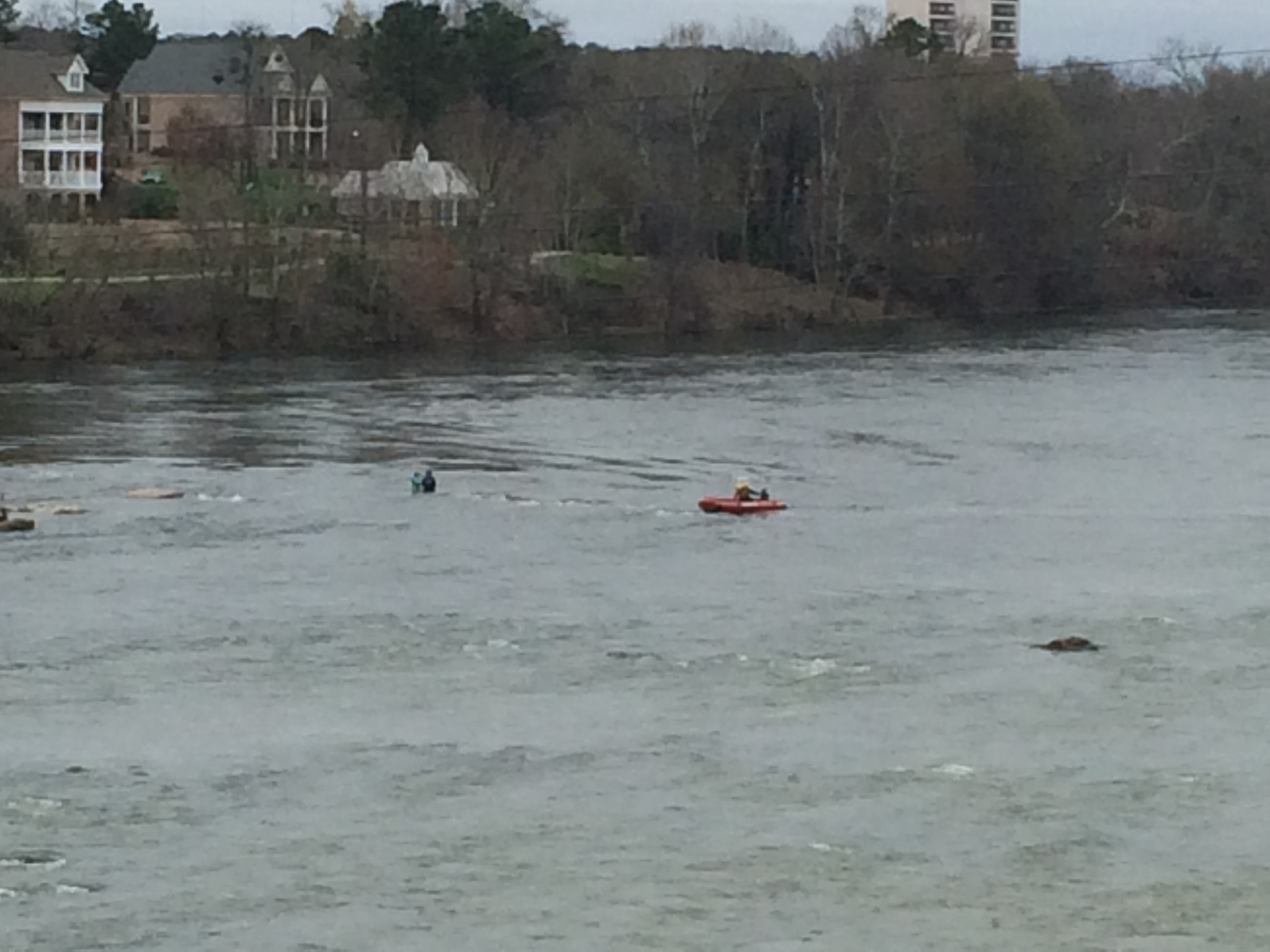 Two Rescued From River After Boat Capsizes | wltx.com