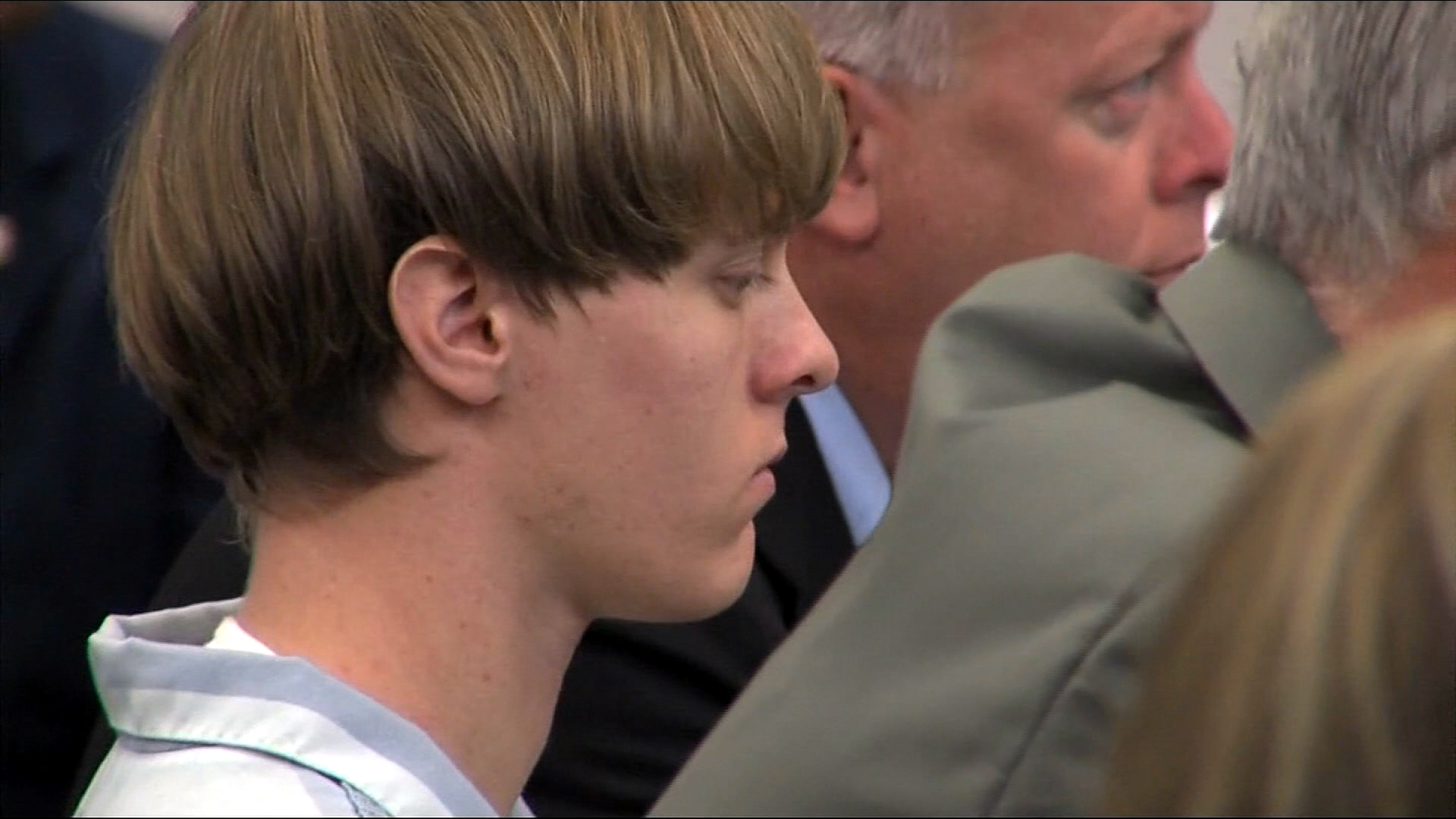 Dylann Roofs Mother Suffers Heart Attack Lawyers Say 