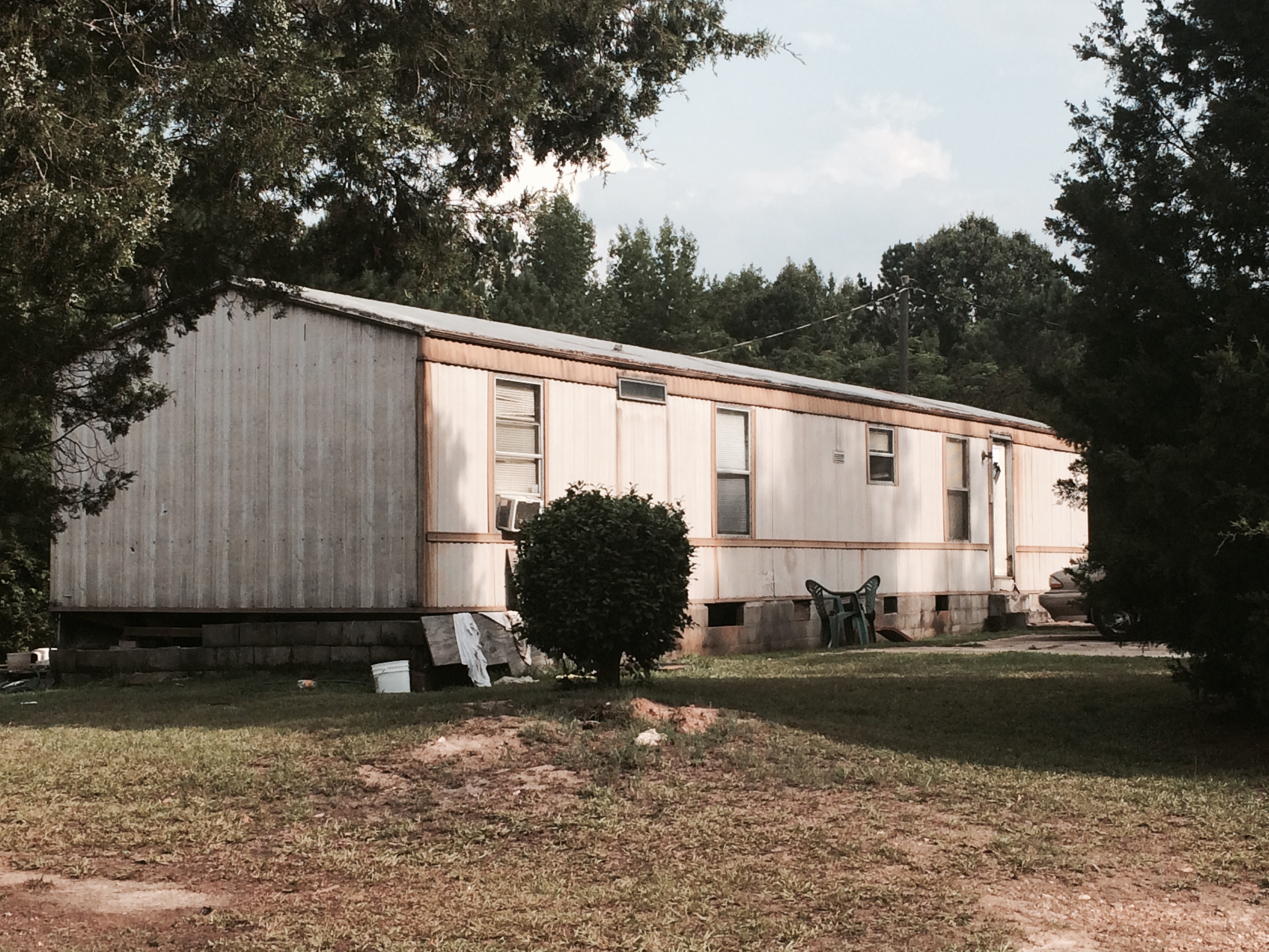 Man Killed During Home Invasion in Little Mountain