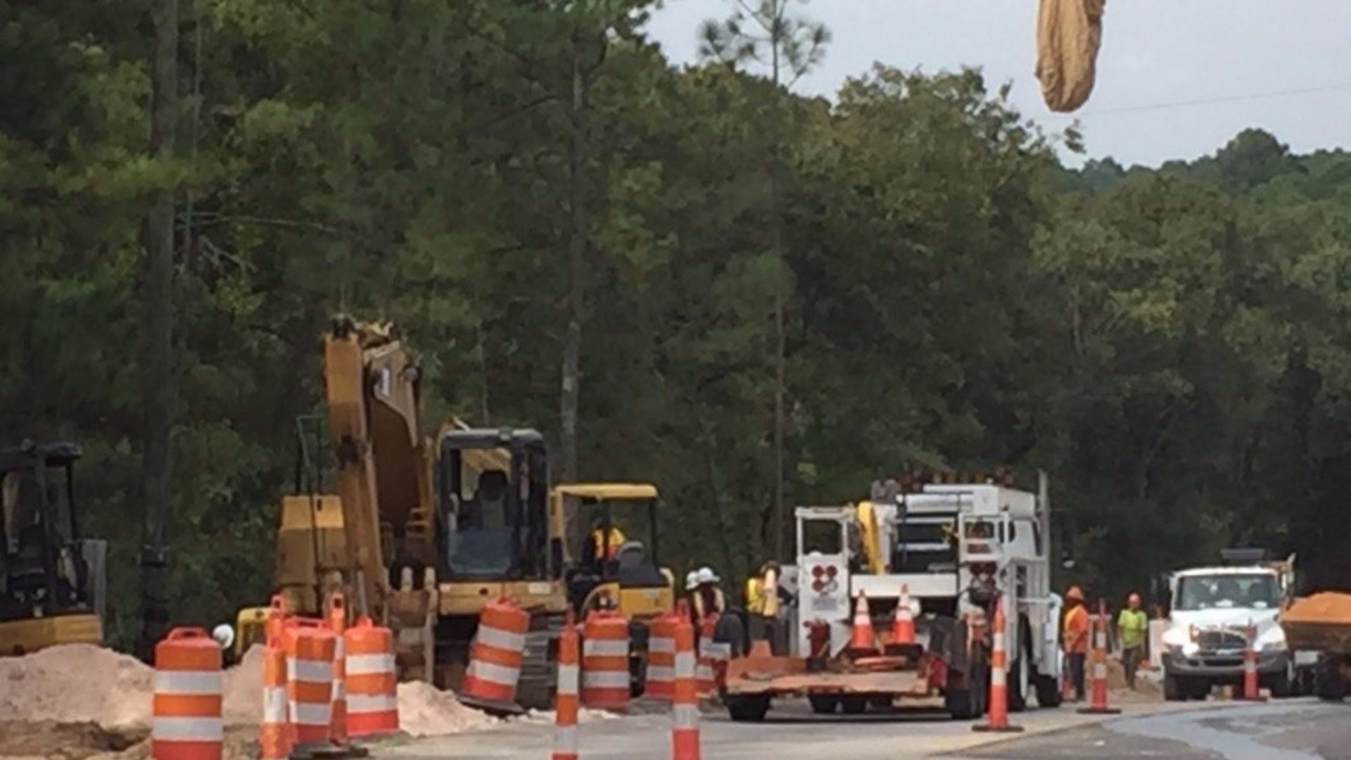 Gas Leak Shuts Down Road in Northeast | wltx.com
