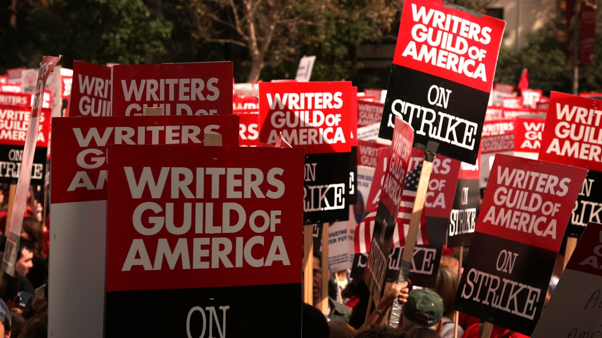 Hollywood Writers Strike Averted After Tentative Deal Reached Wltx Com