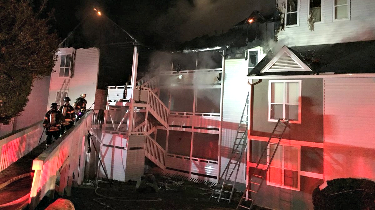 Two-Alarm Fire at Columbia Apartment Complex Displaces 19 | wltx.com